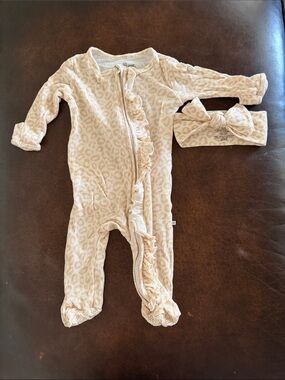 Caden Lane Footie and Bow Lovely Leopard (NB-3)